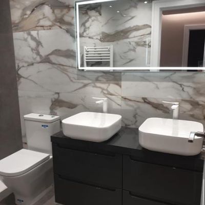 Mueble con doble lavabo